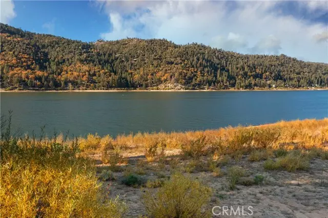 32 Big Bear Trail, Big Bear Lake, CA 92315