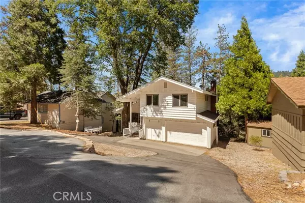 Crestline, CA 92325,24530 Horst Drive