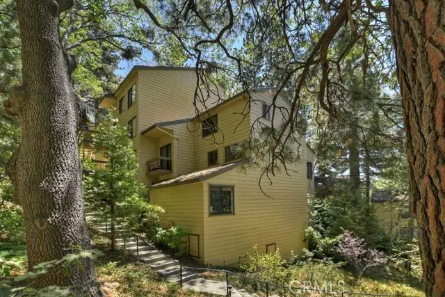 Lake Arrowhead, CA 92352,27657 Peninsula Drive #127