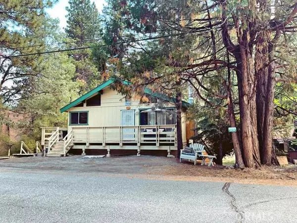 Running Springs, CA 92382,32202 Fern Drive