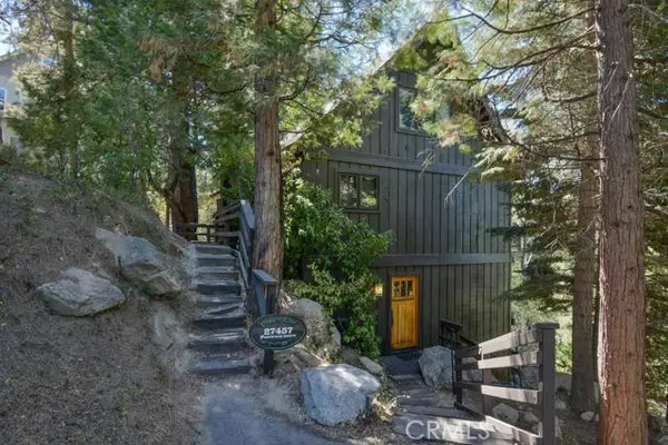 27457 Pinewood Drive, Lake Arrowhead, CA 92352