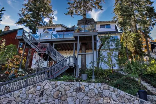 Lake Arrowhead, CA 92352,28923 Palisades Drive