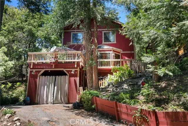 Crestline, CA 92325,1067 Berne Drive