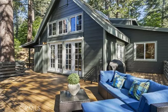 Lake Arrowhead, CA 92385,816 Fern Road