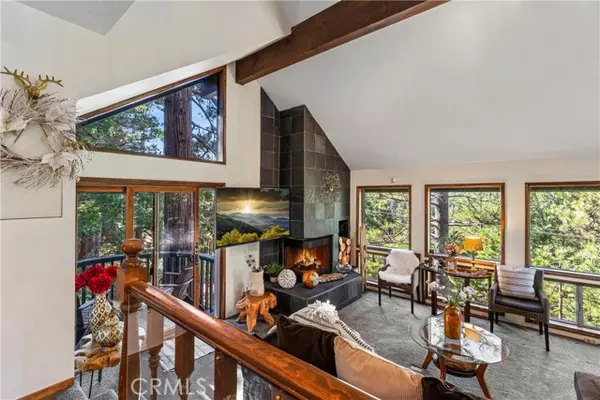 395 Rainier Road, Lake Arrowhead, CA 92352