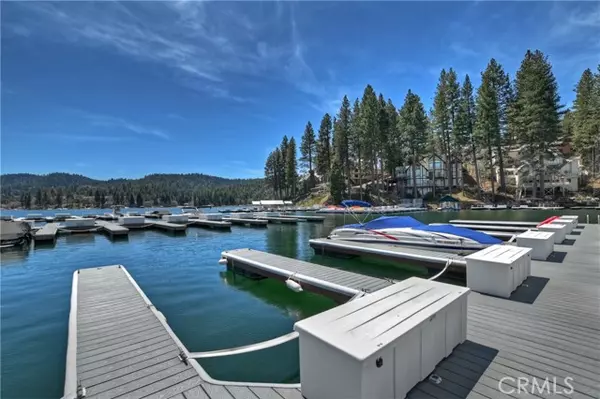 Lake Arrowhead, CA 92352,27657 Peninsula Drive #126