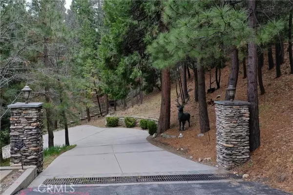 Lake Arrowhead, CA 92352,27459 North Bay Road