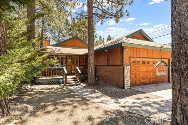 908 Tinkerbell Avenue, Big Bear City, CA 92314