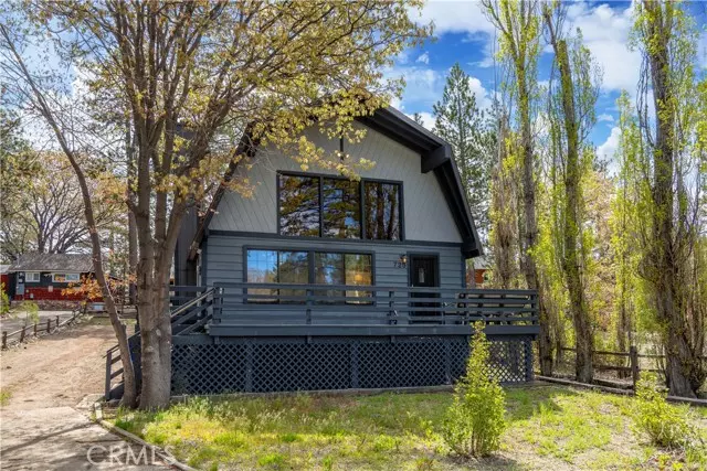 725 Temple Lane, Big Bear Lake, CA 92315