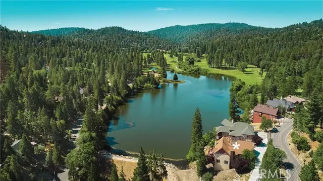 Lake Arrowhead, CA 92352,781 Brentwood Drive