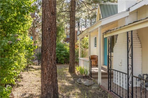 311 E Barker Boulevard, Big Bear City, CA 92314