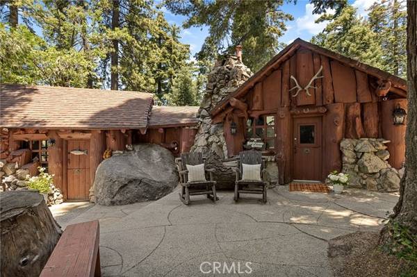 26068 Fire Hall Loop, Twin Peaks, CA 92391