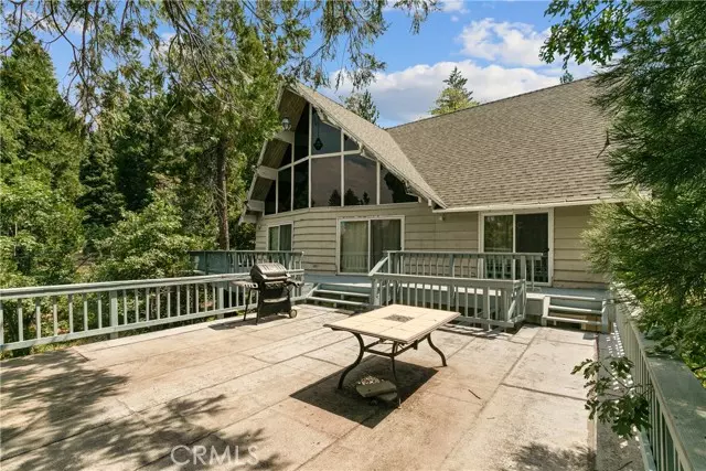 Lake Arrowhead, CA 92352,263 Golf Course Road