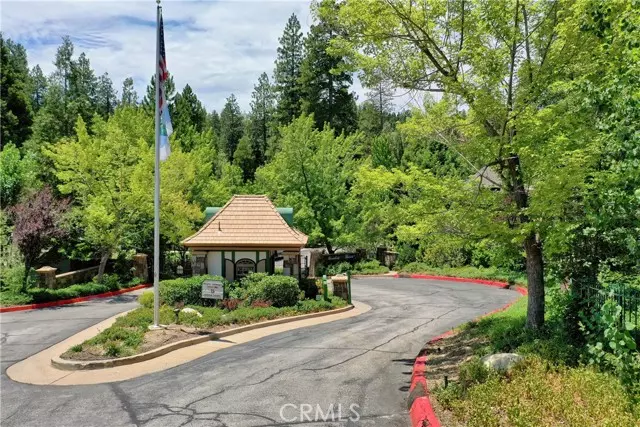 27513 Meadow Bay, Lake Arrowhead, CA 92352