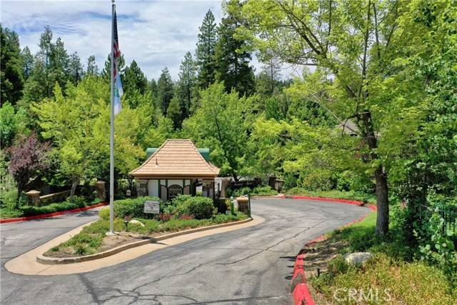 27513 Meadow Bay, Lake Arrowhead, CA 92352