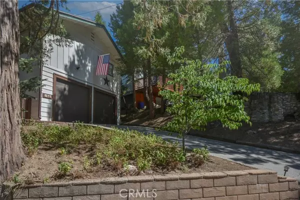 Twin Peaks, CA 92391,611 Rose Lane