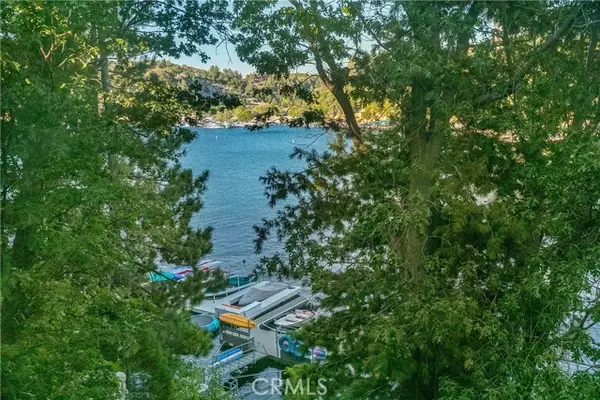 28946 Palisades Drive, Lake Arrowhead, CA 92352