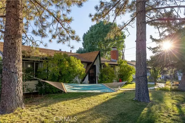 332 Grenfall Lane, Big Bear City, CA 92314