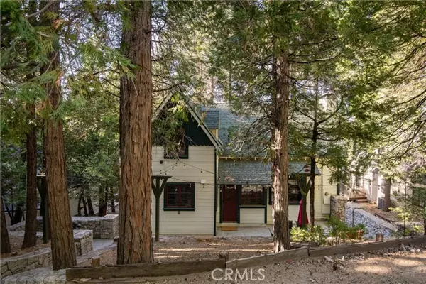 27675 Lakes Edge Road, Lake Arrowhead, CA 92352