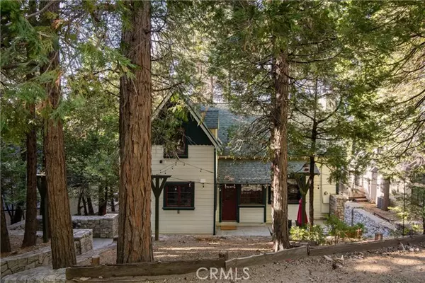 27675 Lakes Edge Road, Lake Arrowhead, CA 92352