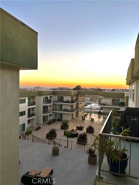 Hermosa Beach, CA 90254,1600 Ardmore Avenue #420