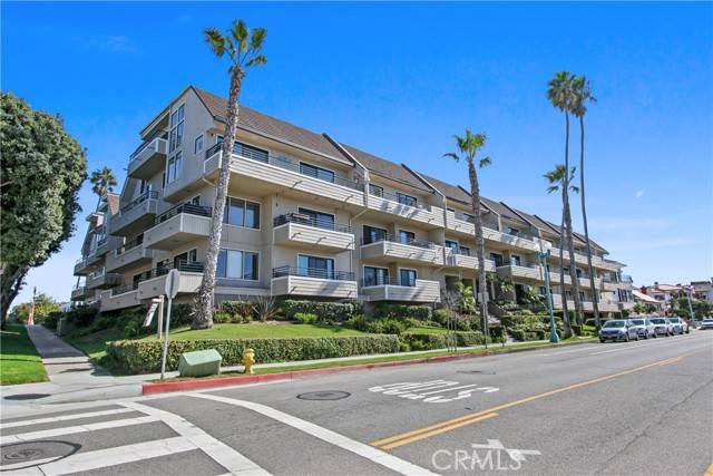 700 Esplanade #33, Redondo Beach, CA 90277