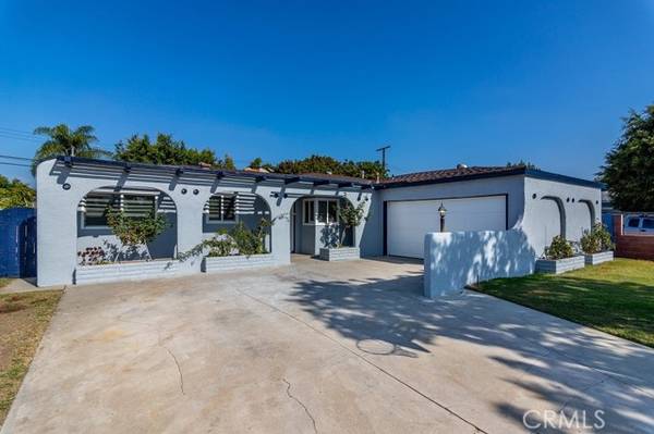 2501 W Cherry Avenue, Fullerton, CA 92833