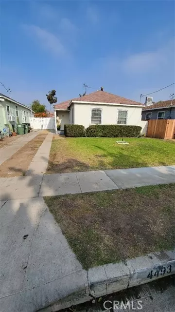 Hawthorne, CA 90250,4493 W 138th Street