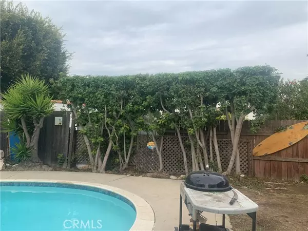 Lomita, CA 90717,26215 Ocean View Avenue