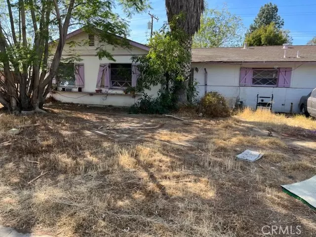 6786 Lilac Avenue, Rialto, CA 92376