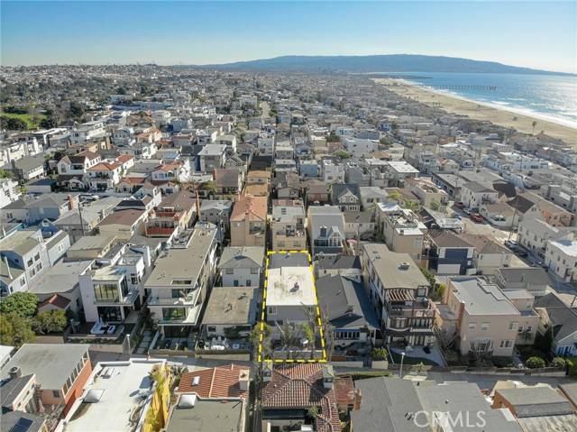 230 30th Street, Hermosa Beach, CA 90254