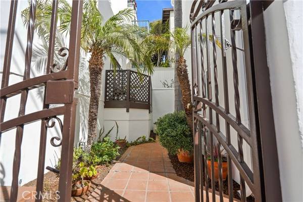 315 23rd Street ##B, Manhattan Beach, CA 90266