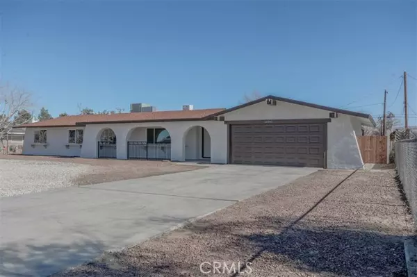 13245 Skiomah Road, Apple Valley, CA 92308