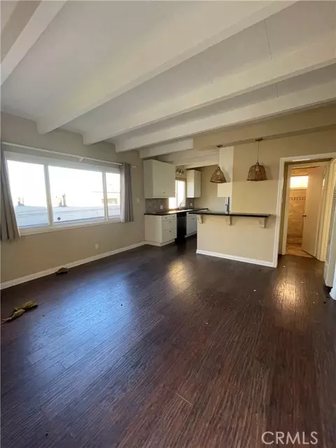 Manhattan Beach, CA 90266,4405 Crest Drive