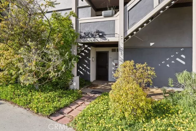 6665 Green Valley Circle #122, Culver City, CA 90230