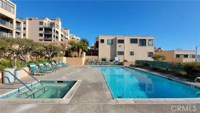 Redondo Beach, CA 90277,130 The Village #106