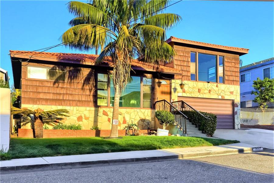 2040 Hillcrest Drive, Hermosa Beach, CA 90254