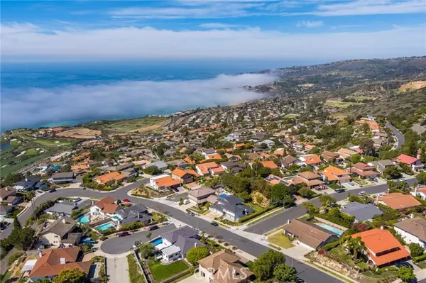 Rancho Palos Verdes, CA 90275,31222 Floweridge Drive