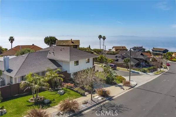 Rancho Palos Verdes, CA 90275,31222 Floweridge Drive