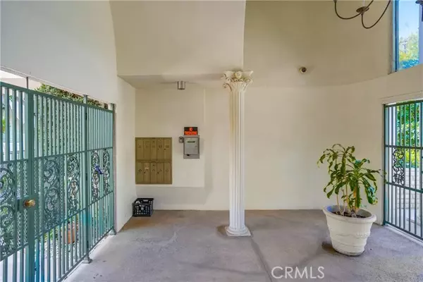 San Pedro, CA 90731,1214 S Alma Street #1