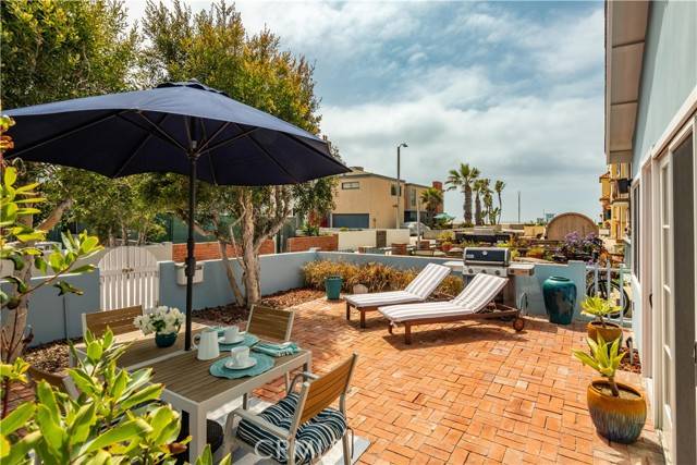 29 5th street, Hermosa Beach, CA 90254