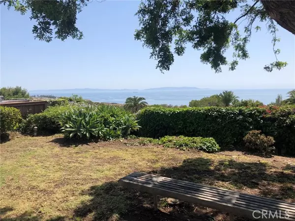 Rancho Palos Verdes, CA 90275,30303 Via Cambron