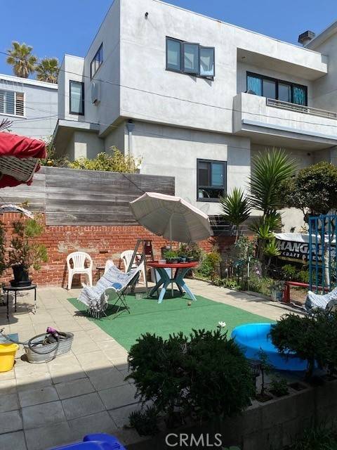 214 El Porto Street, Manhattan Beach, CA 90266