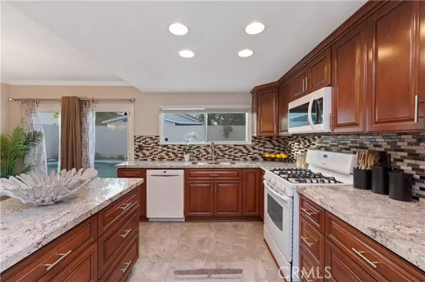 Cerritos, CA 90703,12723 Palm Street