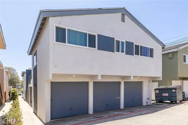 Redondo Beach, CA 90277,1231 Amethyst Street