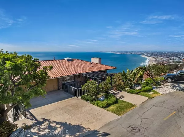 Palos Verdes Estates, CA 90274,744 Via Somonte