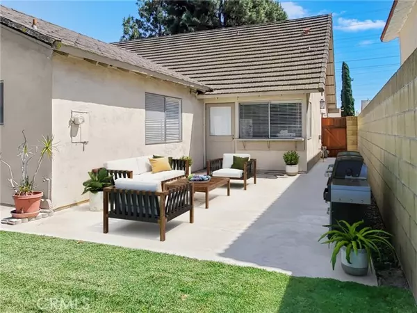 Cerritos, CA 90703,12317 Viarna Street