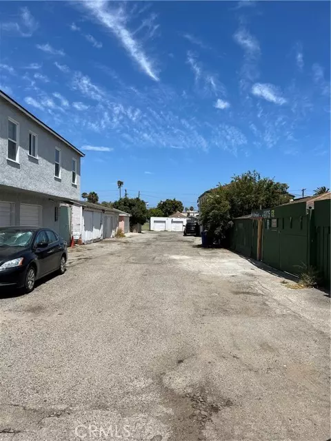 San Pedro, CA 90731,363 W 16th