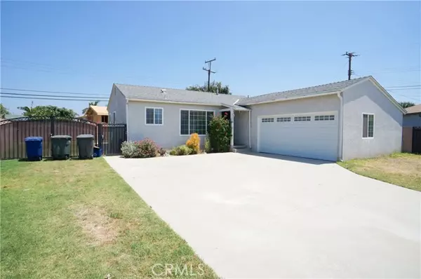 Lakewood, CA 90715,20824 Florcraft Avenue