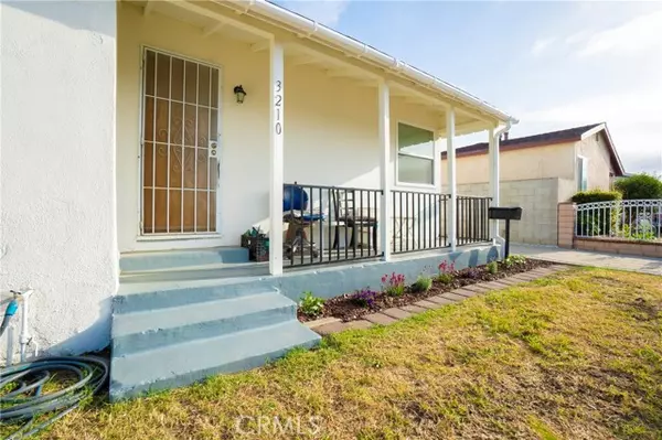 Hawthorne, CA 90250,3210 W 134th Place